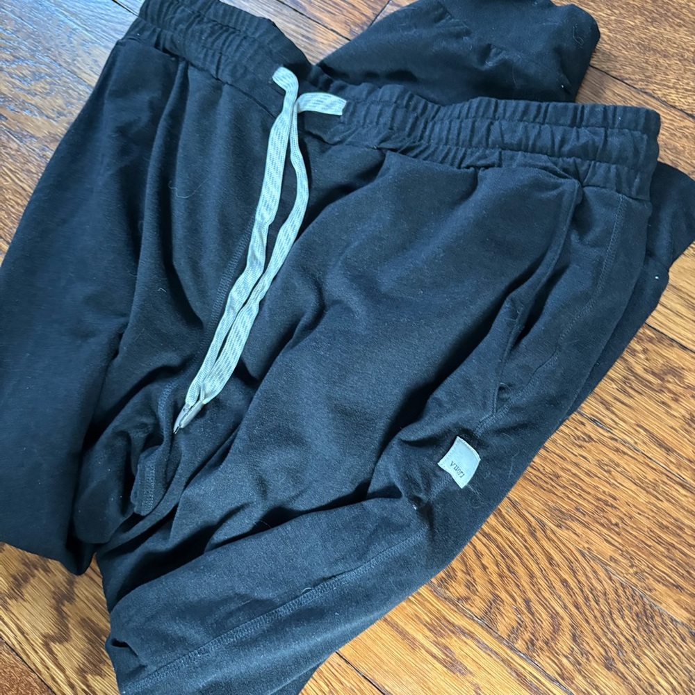 Vuori Performance Jogger - Picture 4 of 5
